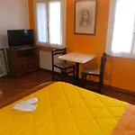 Bed & Breakfast R&b Un A Colori Ferrara