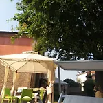 R&b Un A Colori Bed & Breakfast Ferrara