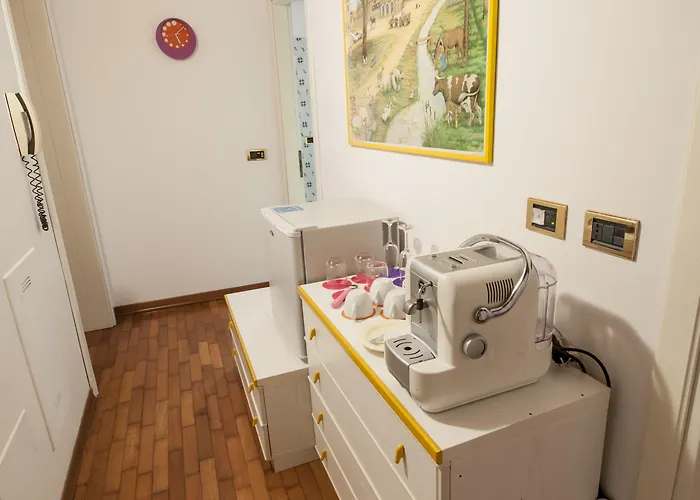 Bed & Breakfast R&b Un A Colori