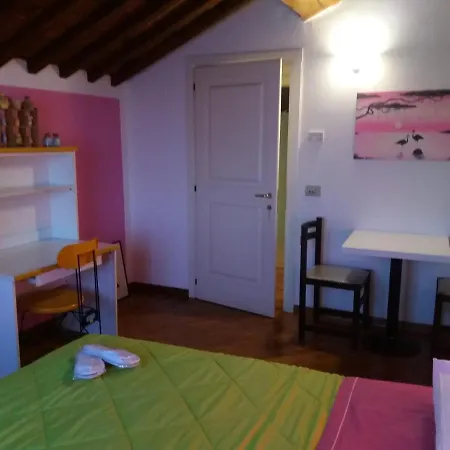 Bed & Breakfast R&b Un A Colori 2*