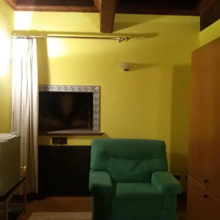 Bed & Breakfast R&b Un A Colori