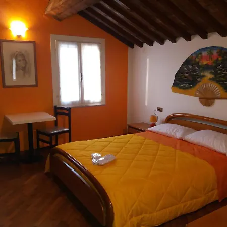 B&B R&b Un A Colori