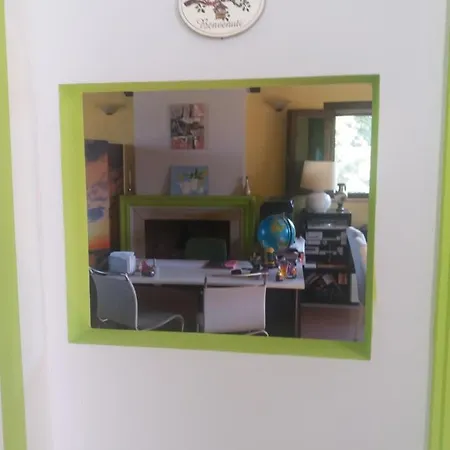 R&b Un A Colori Couette-café Ferrare