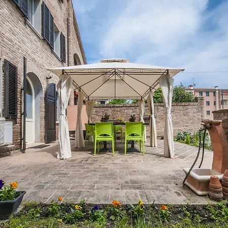 לינה וארוחת בוקר R&b Un A Colori