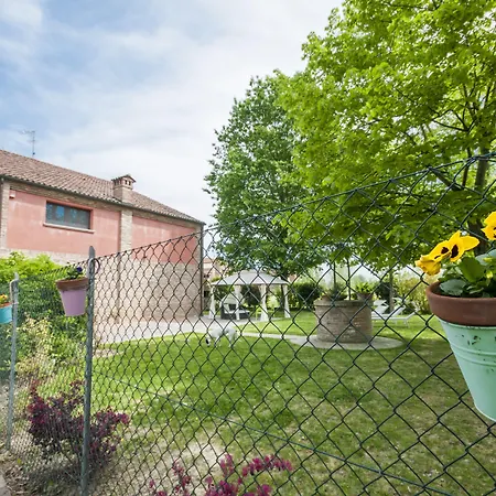 Bed & Breakfast R&b Un A Colori Ferrara