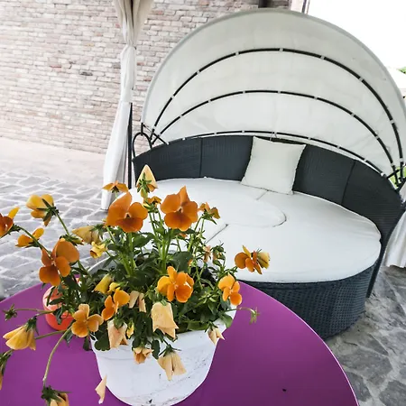 R&b Un A Colori B&B 페라라