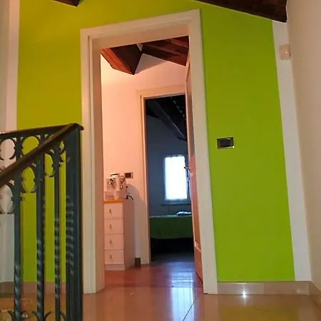 Panzió R&b Un A Colori Ferrara