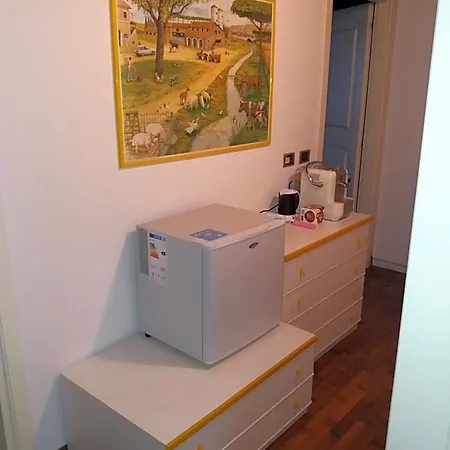 Bed & Breakfast R&b Un A Colori Ferrara