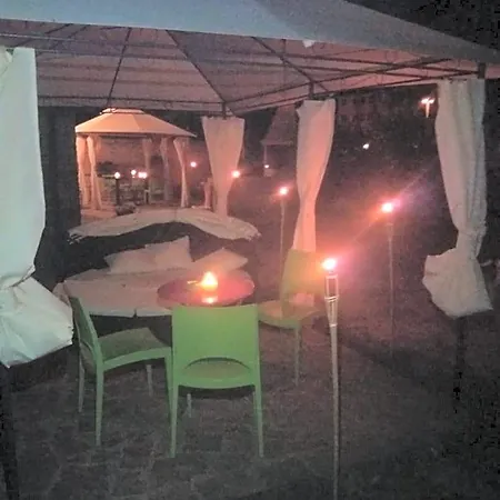 R&b Un A Colori Bed & Breakfast 4*