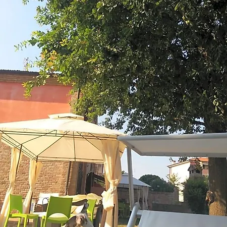 R&b Un A Colori Ferrara