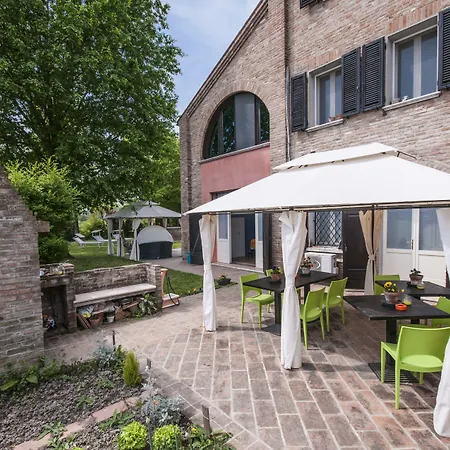 R&b Un A Colori B&B 4*