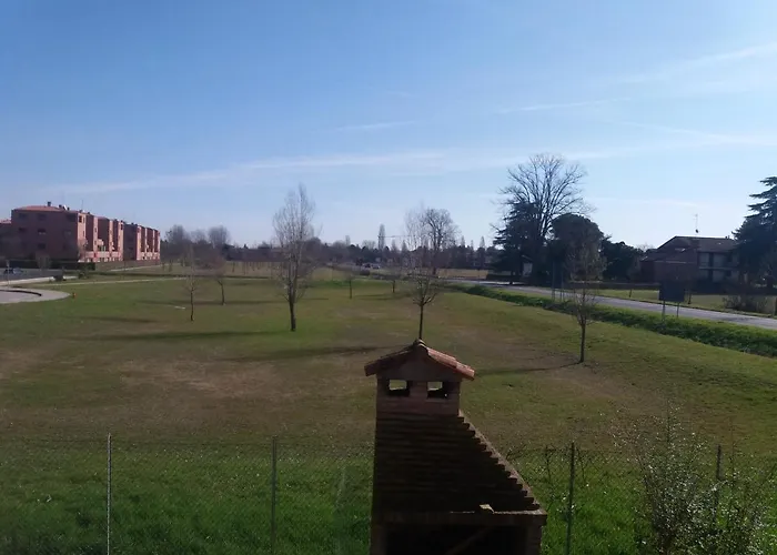 Bed & Breakfast R&b Un A Colori Ferrara