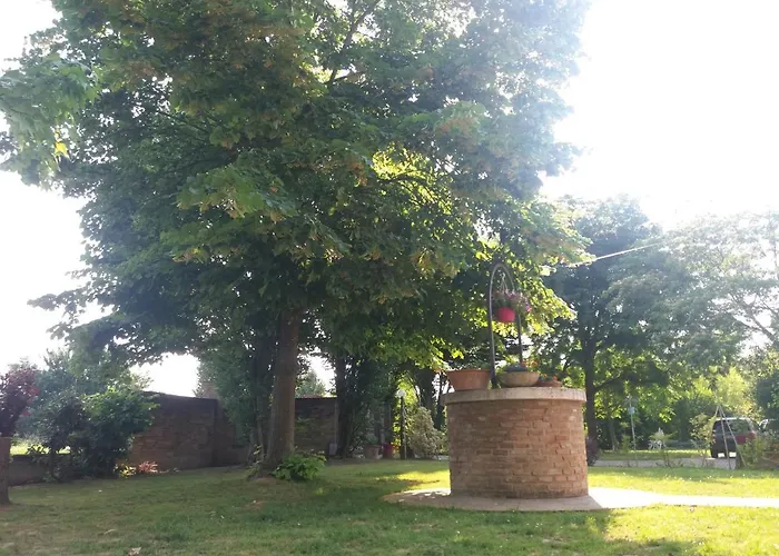 Bed & Breakfast R&b Un A Colori Ferrara