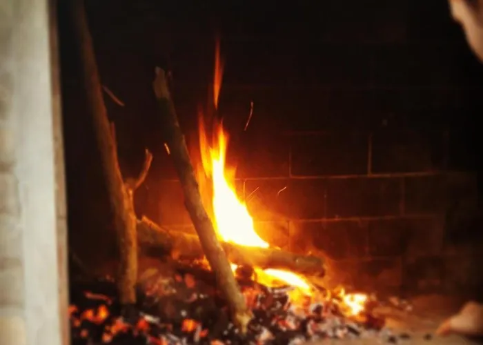 R&b Un A Colori 4* פררה