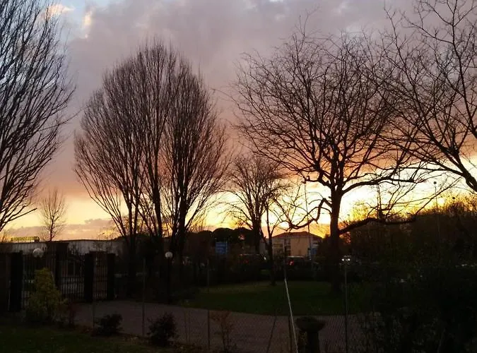 R&b Un A Colori Bed & Breakfast 4*